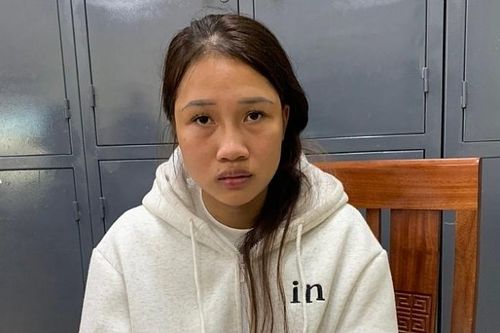 Cặp 'nữ quái' dàn dựng màn kịch tinh vi để lừa hàng loạt tiệm vàng