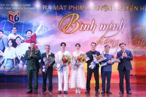 Ra mắt bộ phim truyện truyền hình 'Bình minh đang lên'