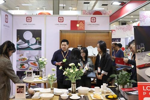 Sứ Long Phương tạo dấu ấn tại triển lãm Food & Hotel Hà Nội 2023