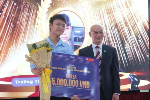 Chọn đề tài về bệnh bại liệt, nam sinh Đà Nẵng vào chung kết AI Contest 2023