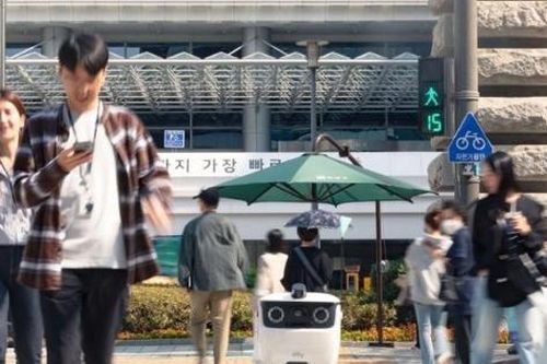 Robot dần trở thành một phần cuộc sống tại Hàn Quốc