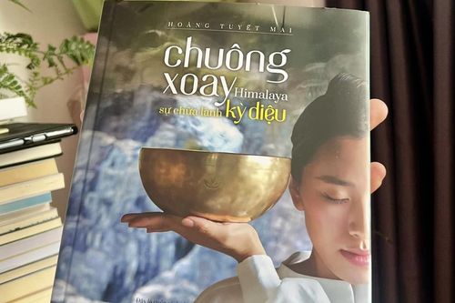 Ra mắt sách Chuông xoay Himalaya, sự chữa lành kỳ diệu
