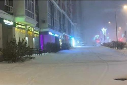 Hình ảnh 'bão tuyết đen' tấn công Moscow