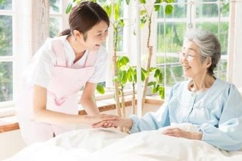 Có nên gửi cha mẹ vào viện dưỡng lão?