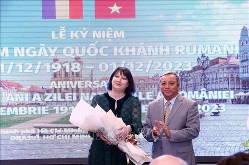 Lễ kỷ niệm 105 năm Ngày Quốc khánh Rumani