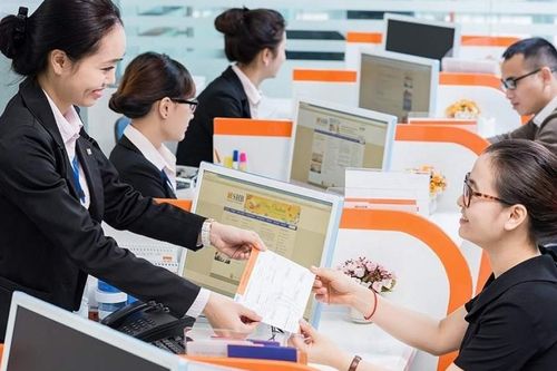 Ngân hàng nào chi nhiều tiền cho nhân viên nhất 9 tháng đầu năm 2023?