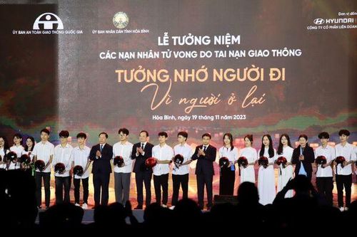 Tưởng niệm các nạn nhân tử vong do tai nạn giao thông – Hành động vì người đang sống