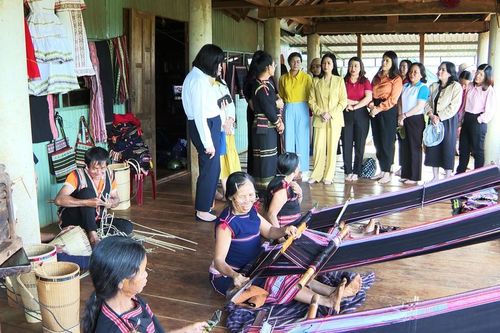 Trải nghiệm 'Làng văn hóa du lịch Jrai xã Ia Mơ Nông'