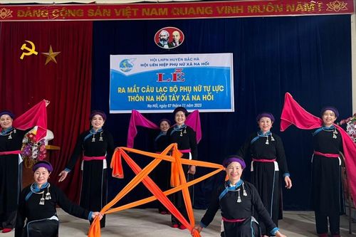 Phụ nữ tự lực nâng cao nhận thức các vấn đề xã hội