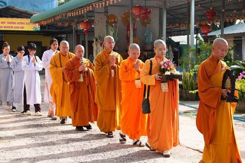 Bình Thuận: Gần 200 Phật tử tham gia khóa tu 'Một ngày an lạc' lần 8 tại tịnh xá Ngọc Thiện