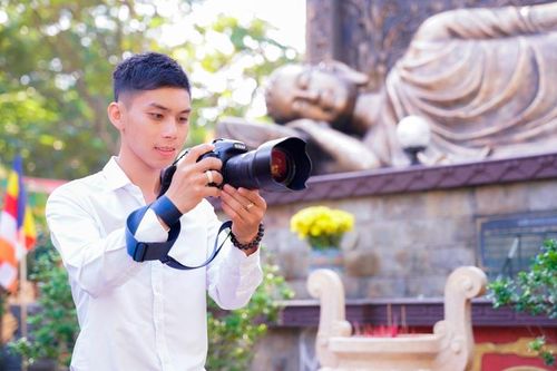 Tuổi trẻ hướng Phật