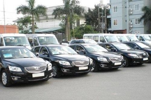 Các ngân hàng 'đại hạ giá' tài sản thế chấp, ô tô chỉ vài chục triệu đồng