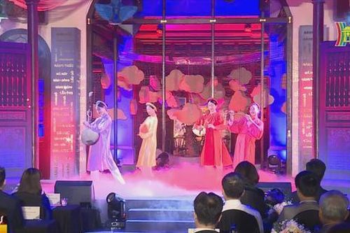 Đêm Hà Nội - Điểm chạm của những xúc cảm