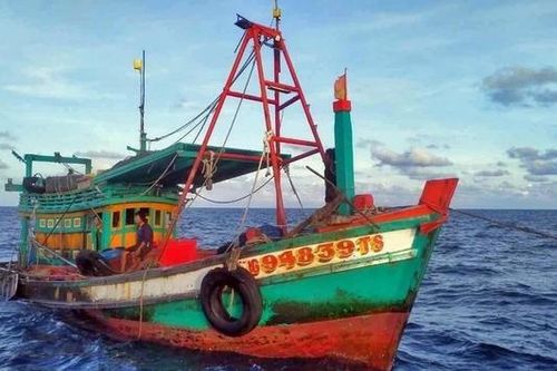 Một lao động mất tích trong vụ chìm tàu cá Bình Thuận