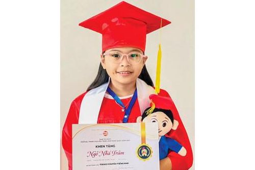 Hoa đẹp học đường