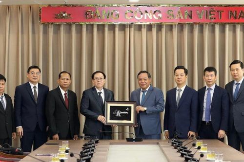 Thúc đẩy hợp tác giữa các đơn vị của hai Thủ đô Hà Nội và Vientiane