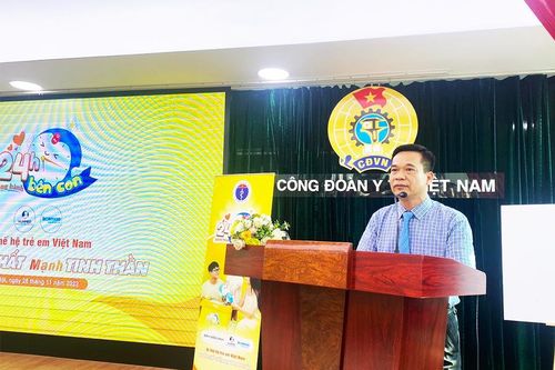 '24 giờ bên con': Vì thế hệ trẻ Việt Nam