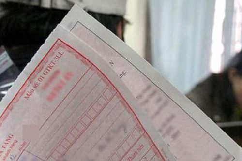 Lập hóa đơn vào thời điểm thu tiền hay hoàn thành dịch vụ?