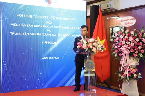Đẩy mạnh hợp tác với Pháp, giải quyết những vấn đề khoa học, công nghệ mới