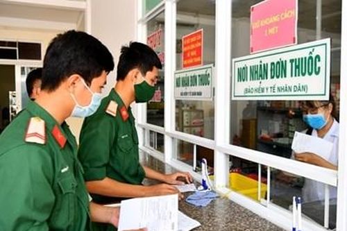 Những đối tượng nào trong Quân đội bắt buộc tham gia bảo hiểm y tế?
