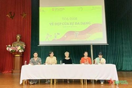 Tọa đàm 'Vẻ đẹp của sự đa dạng'