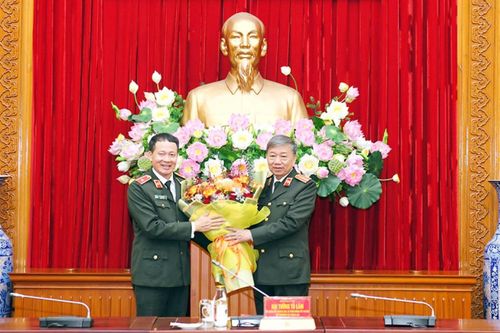 Thiếu tướng Vũ Hồng Văn được điều động đến công tác tại Cơ quan Ủy ban Kiểm tra Trung ương