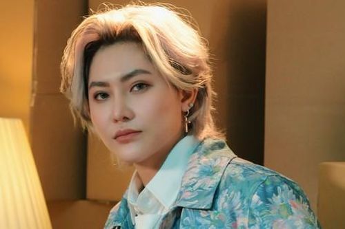 'Người kể chuyện tình' Vicky Nhung tái hiện nỗi đau khổ, day dứt của một trái tim bị tổn thương trong chuyện tình cảm