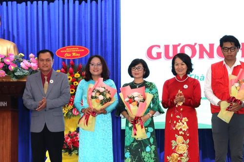 Nhân rộng cách làm hay trong chăm lo người yếu thế
