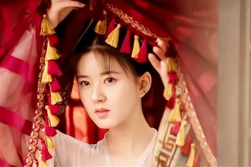 Vì sao thời xưa phụ nữ 13-14 tuổi đã phải gả chồng?