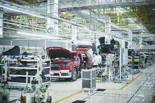 Toyota chọn 40 thợ lành nghề lắp ráp 'Rolls-Royce Cullinan Nhật Bản'