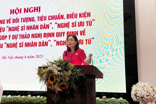 Nỗi buồn danh hiệu