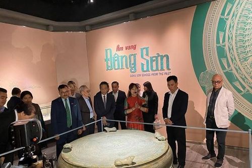 Giới thiệu những sưu tầm mới về nền văn hóa Đông Sơn