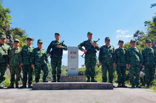 Những tượng đài bất tử trên biên giới (bài 40)