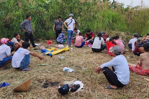 Bắt quả tang 26 đối tượng lắc tài xỉu 'ăn thua' bằng tiền