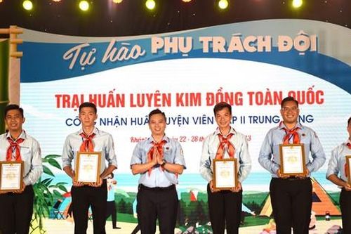 61 cán bộ, giáo viên làm Tổng phụ trách Đội đạt chuẩn Huấn luyện viên cấp II Trung ương
