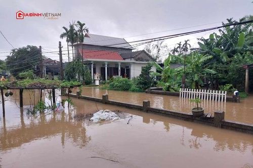 Ngôi làng từng bị 'ngâm' hơn 30 ngày trong nước lũ