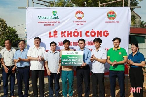 Thêm 101 gia đình người có công, hộ nghèo ở Hà Tĩnh được hỗ trợ làm nhà ở