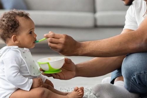 Mỹ: Cảnh báo dư lượng thuốc trừ sâu trong thực phẩm cho trẻ em