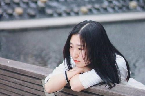 Mong đừng ai giống như tôi, cầm giấy ly hôn mới nhận ra 4 sự thật trần trụi về hôn nhân