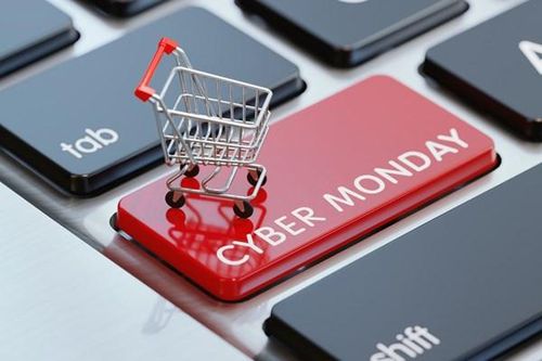 Người tiêu dùng 'click' mua hàng nhiều hơn trong ngày Cyber Monday