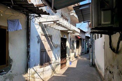 Nghịch tử dùng búa đánh mẹ già tử vong