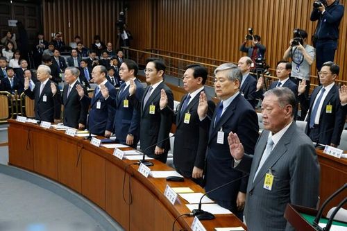 Chaebol Hàn Quốc 'thay máu' nhân sự cuối năm