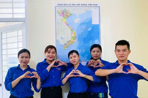 Tuổi trẻ huyện Phú Tân hưởng ứng cuộc vận động 'Tự hào một dải non sông' năm 2023