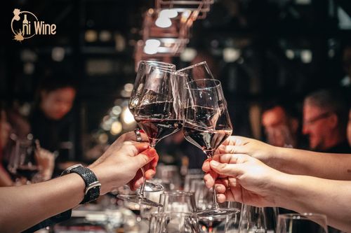 Rượu vang biếu Tết - Gợi ý hoàn hảo trong mỗi dịp xuân về