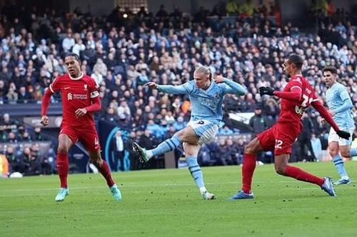 Jamie Carragher: Tốc độ và sức mạnh khiến Erling Haaland trở nên đặc biệt