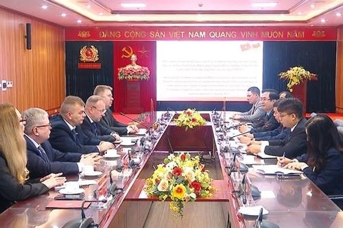 Chia sẻ kinh nghiệm giám định giữa Việt Nam - Belarus
