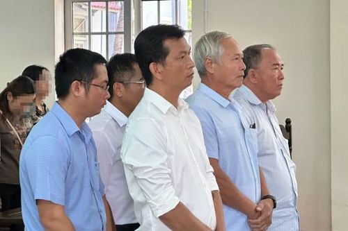 Trả hồ sơ điều tra bổ sung vụ cán bộ hầu tòa vì cấp đất công sai quy định