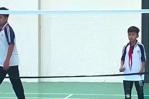 Học sinh lớp 7 ở Thạch Thất bị nhóm bạn đánh đã đi học trở lại