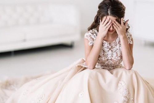 Mẹ chồng đọc 4 quy tắc gia đình chỉ dành riêng cho con dâu khiến cô ngã ngửa, sốc nhất là thái độ của chồng
