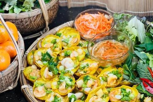 Mẹ đảm chia sẻ cách làm bánh khọt nướng hải sản không cần khuôn vẫn đẹp và ngon, người vụng cũng làm được